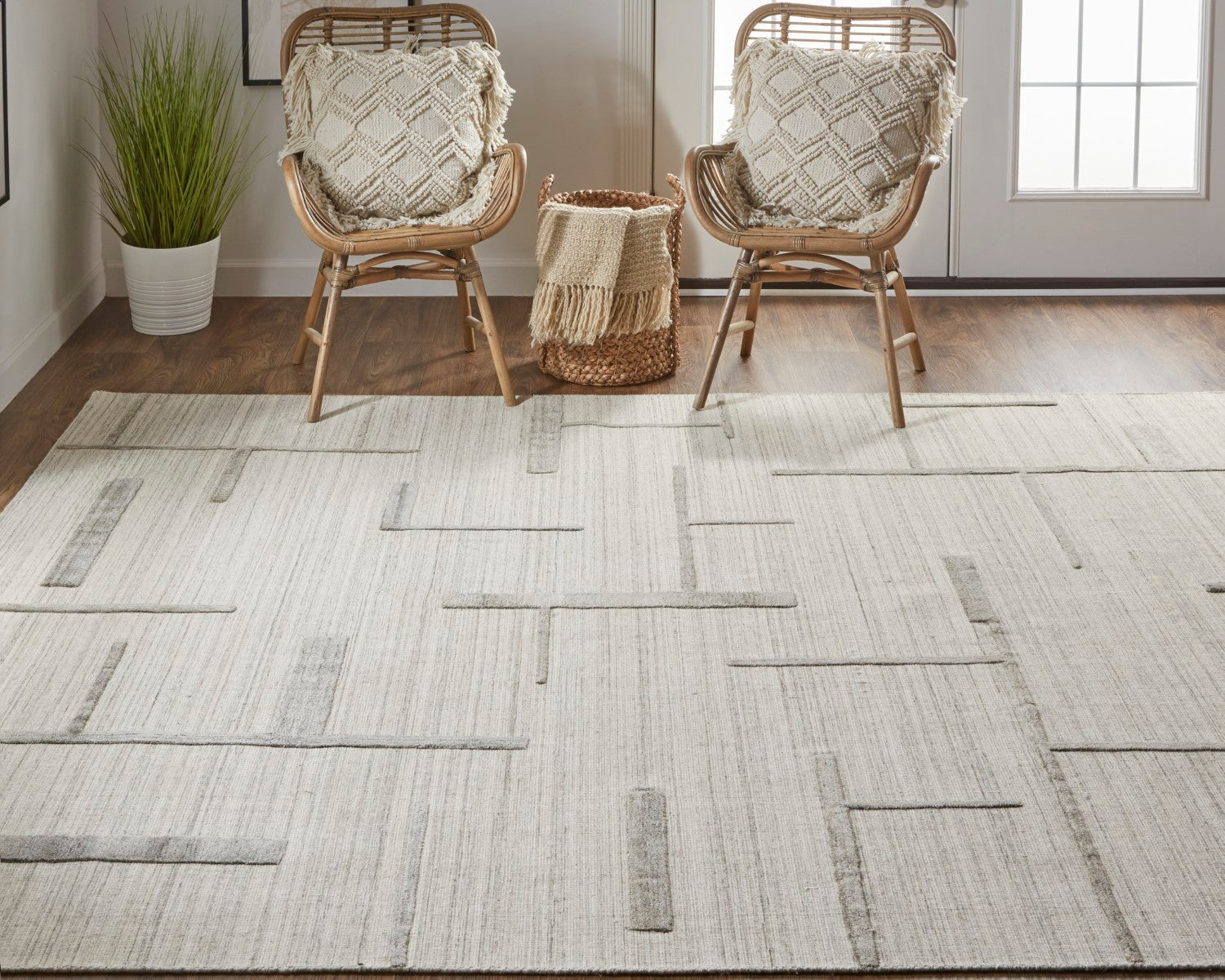 Longridge Hand Woven Ivory Rug