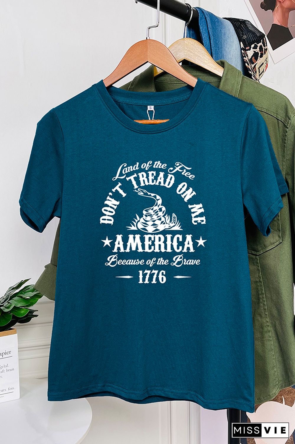 Dont' Tread On Me Graphic T-Shirt Wholesale