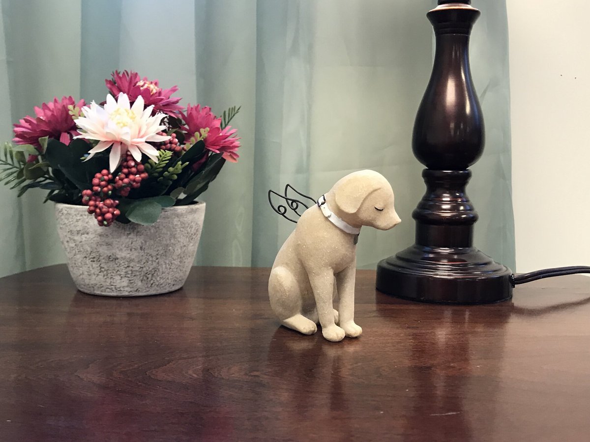 Carson Industries Faithful Angels Dog Statue