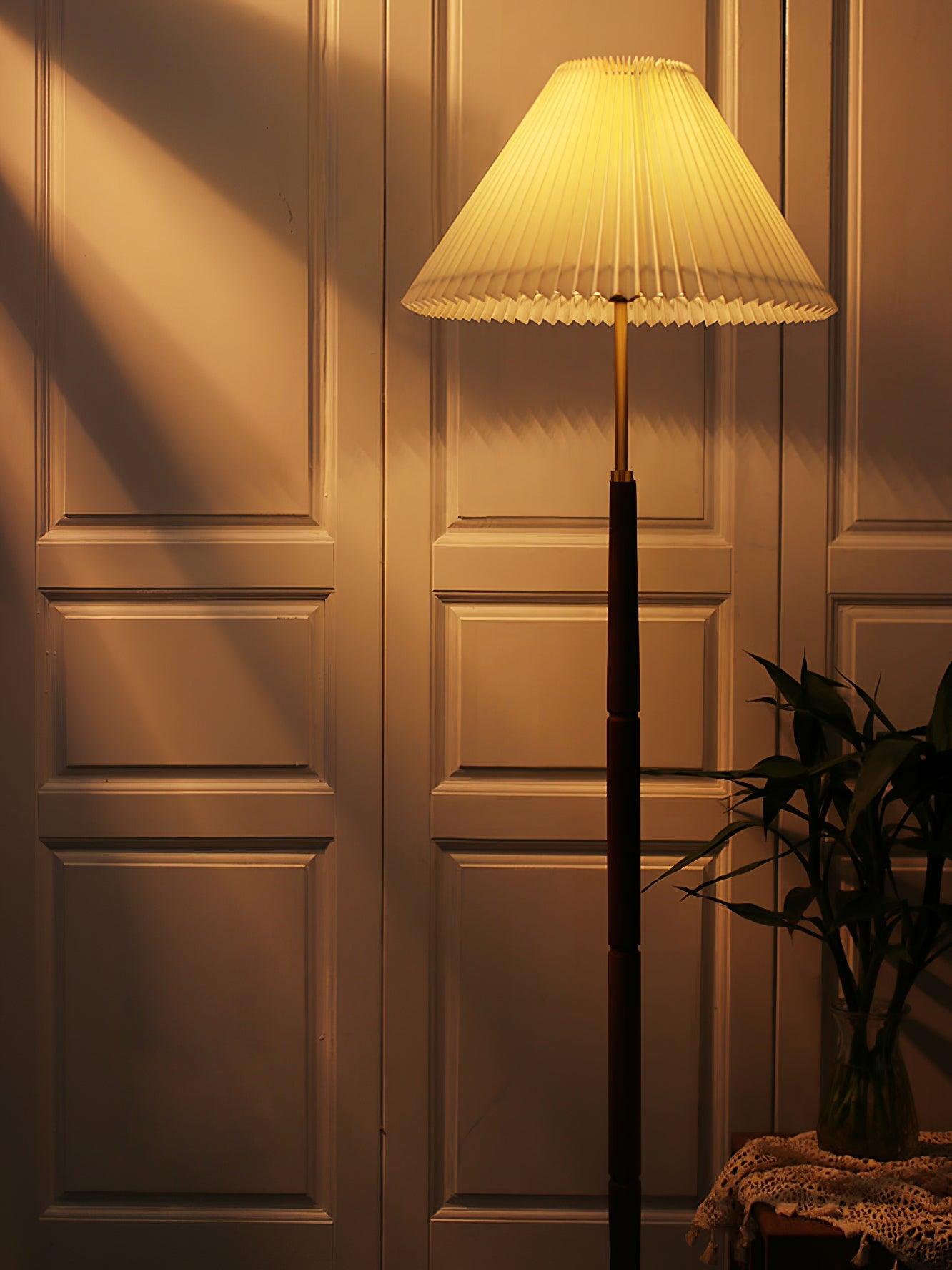 Pleated Floor Lamp