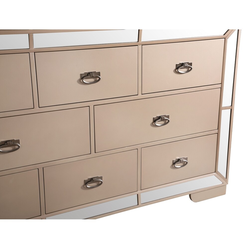 Holly Hills 8 drawer Dresser