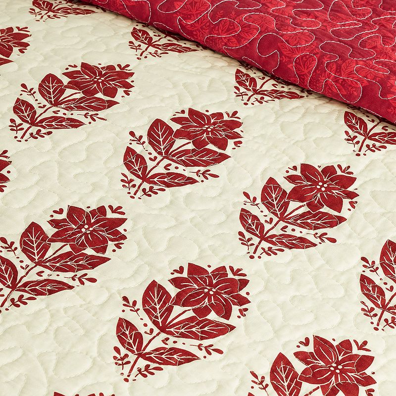 St. Nicholas Square? Poinsettia Printed Quilt Set with Shams