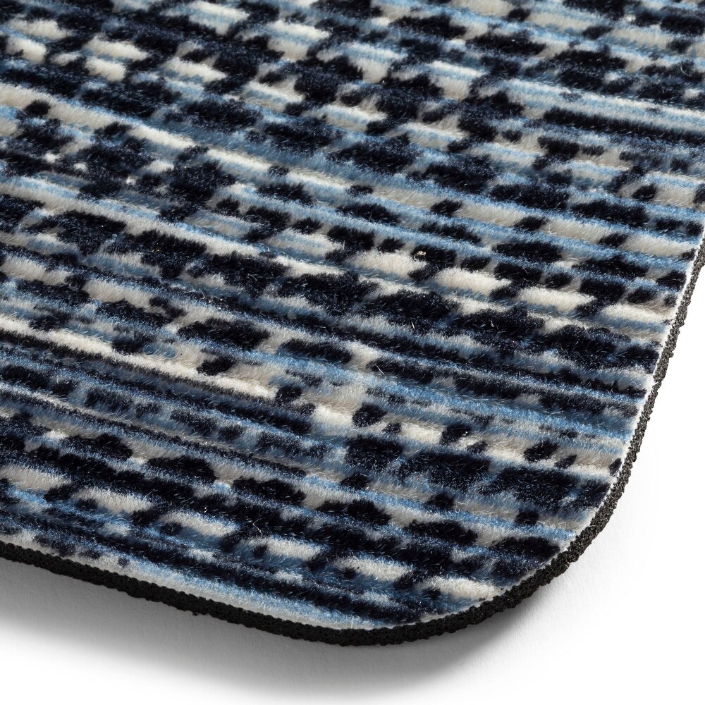 SoHome Smooth Step Houndstooth Machine Washable Utility Mat  24\