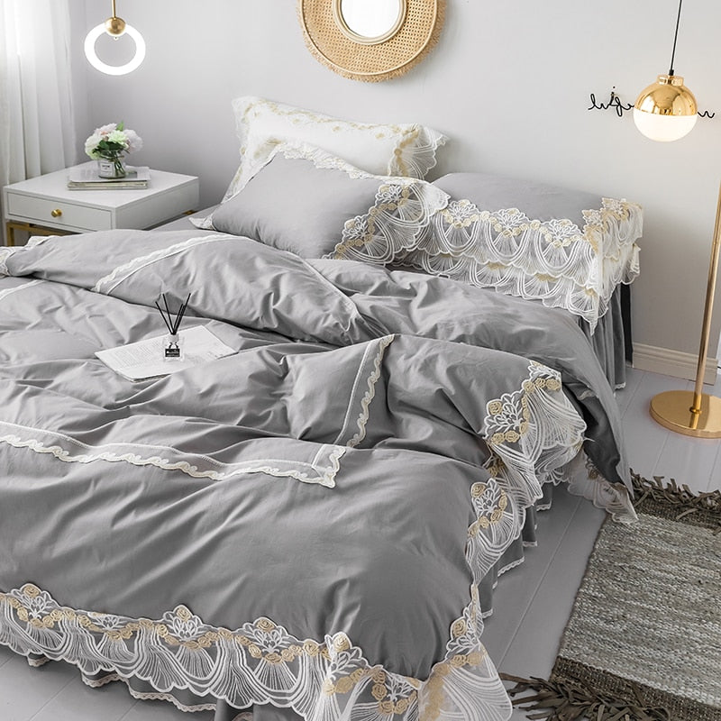 Vintage Lace Bedding Set