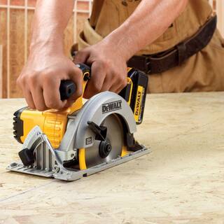 DW 20V MAX Cordless 6-12 in. Circular Saw with (1) 20V 5.0Ah Battery and Charger DCS391P1