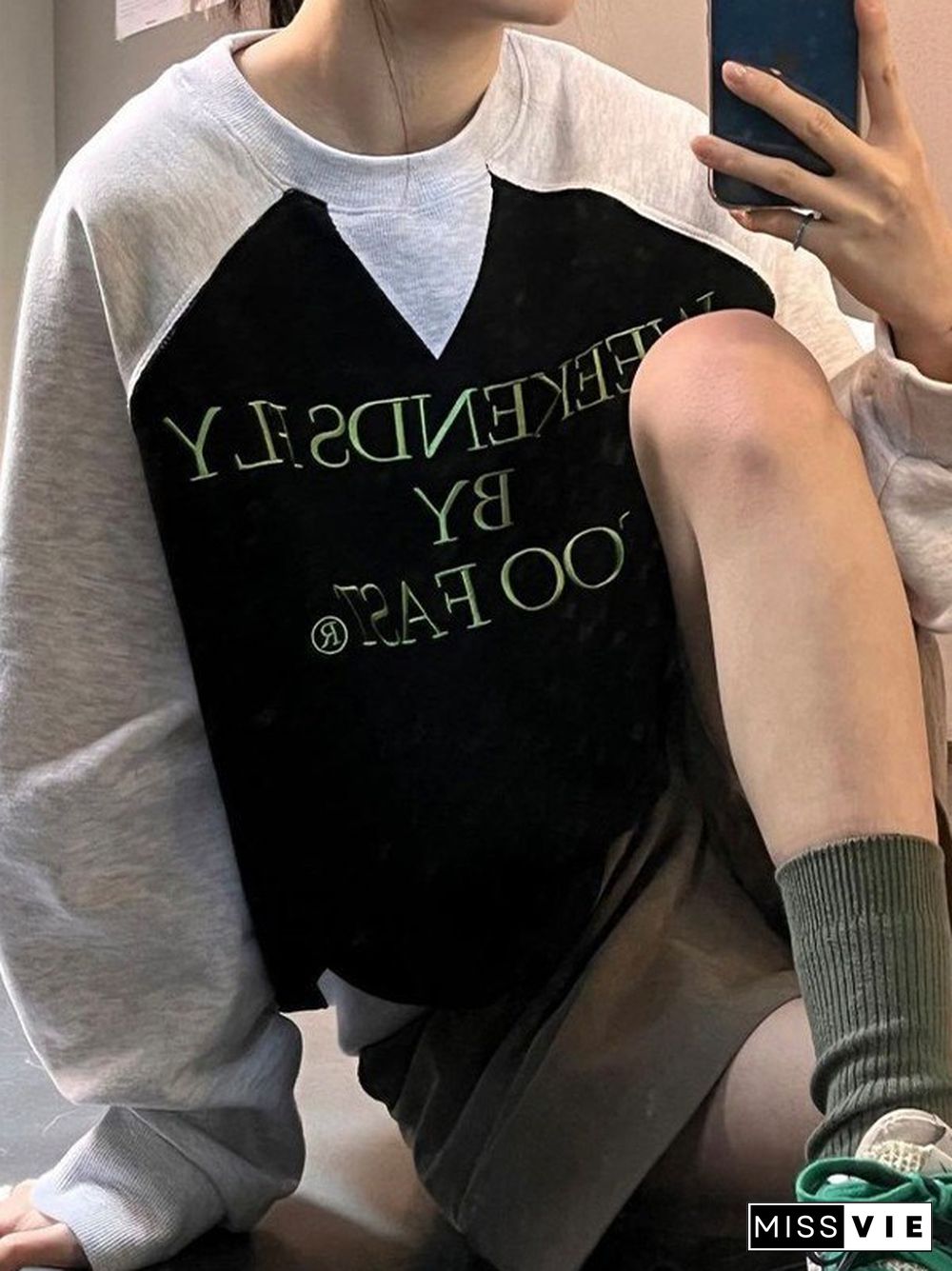 Patchwork Letter Graphic Loose Sweatshirt