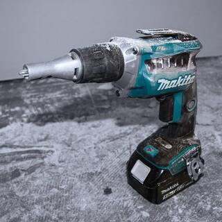 Makita 18V 5.0Ah LXT Lithium-Ion Brushless Cordless Drywall Screwdriver Kit XSF03T