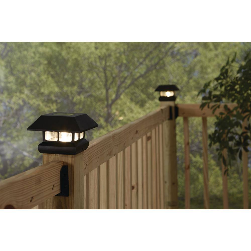 Veranda 4 in. x 4 in. (3.5 x 3.5 Post Size) 7 Lumens Black Plastic Solar Post Cap 2211-F11B7