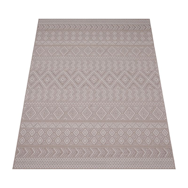 Stain-Resistant Outdoor Rug with Boho Pattern for Patio or Balcony