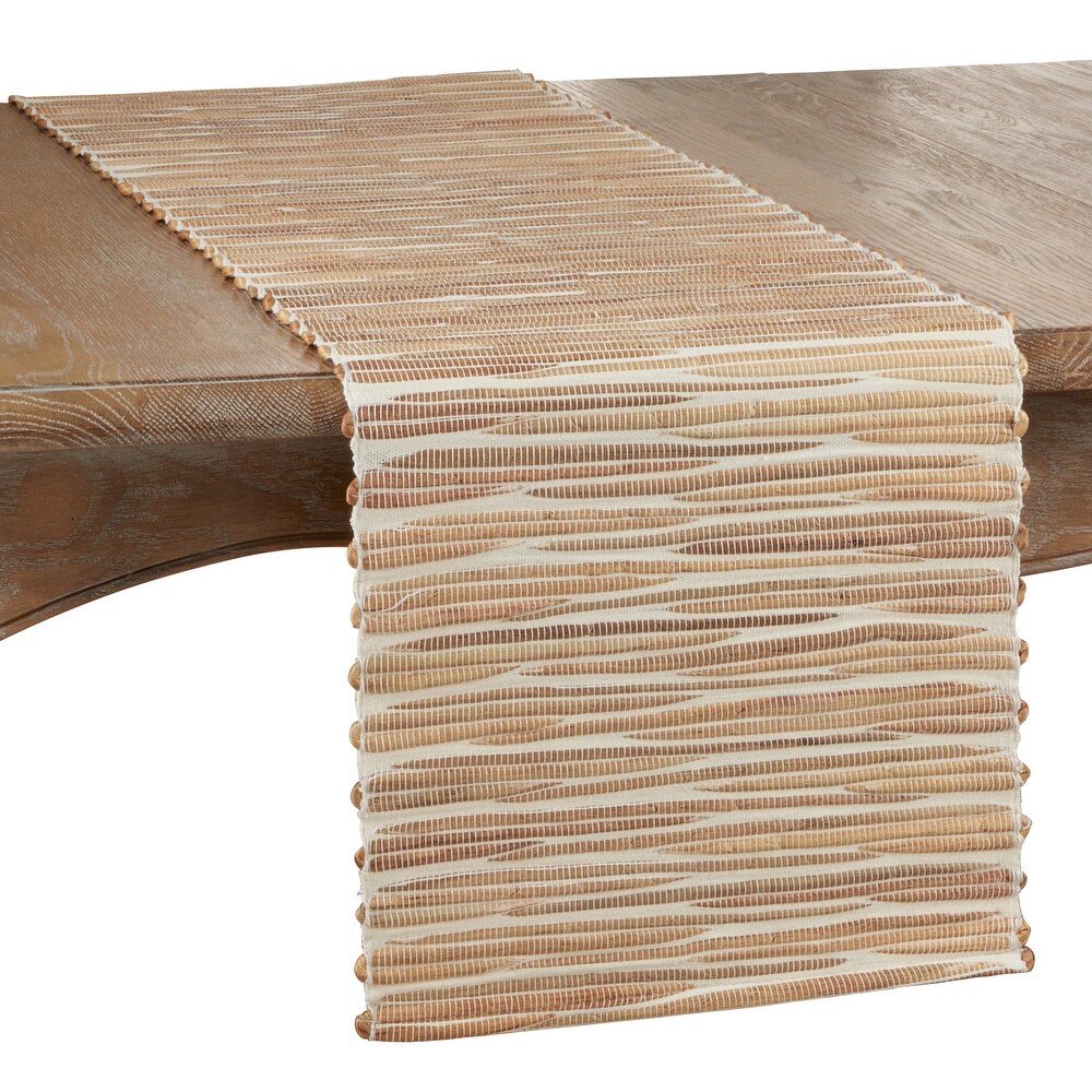 Long Table With Water Hyacinth Design