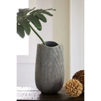 Iverly Vase