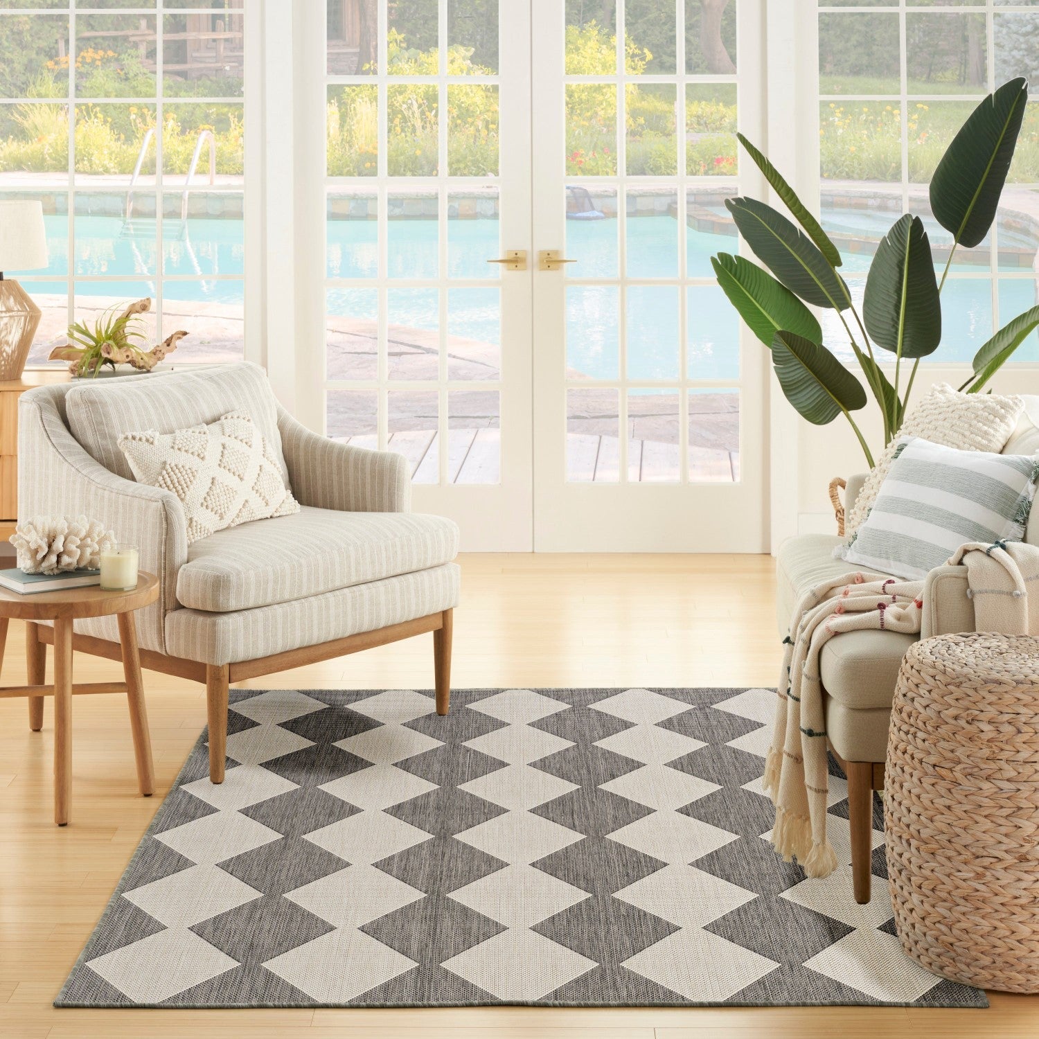 Positano Indoor/Outdoor Charcoal Geometric Rug