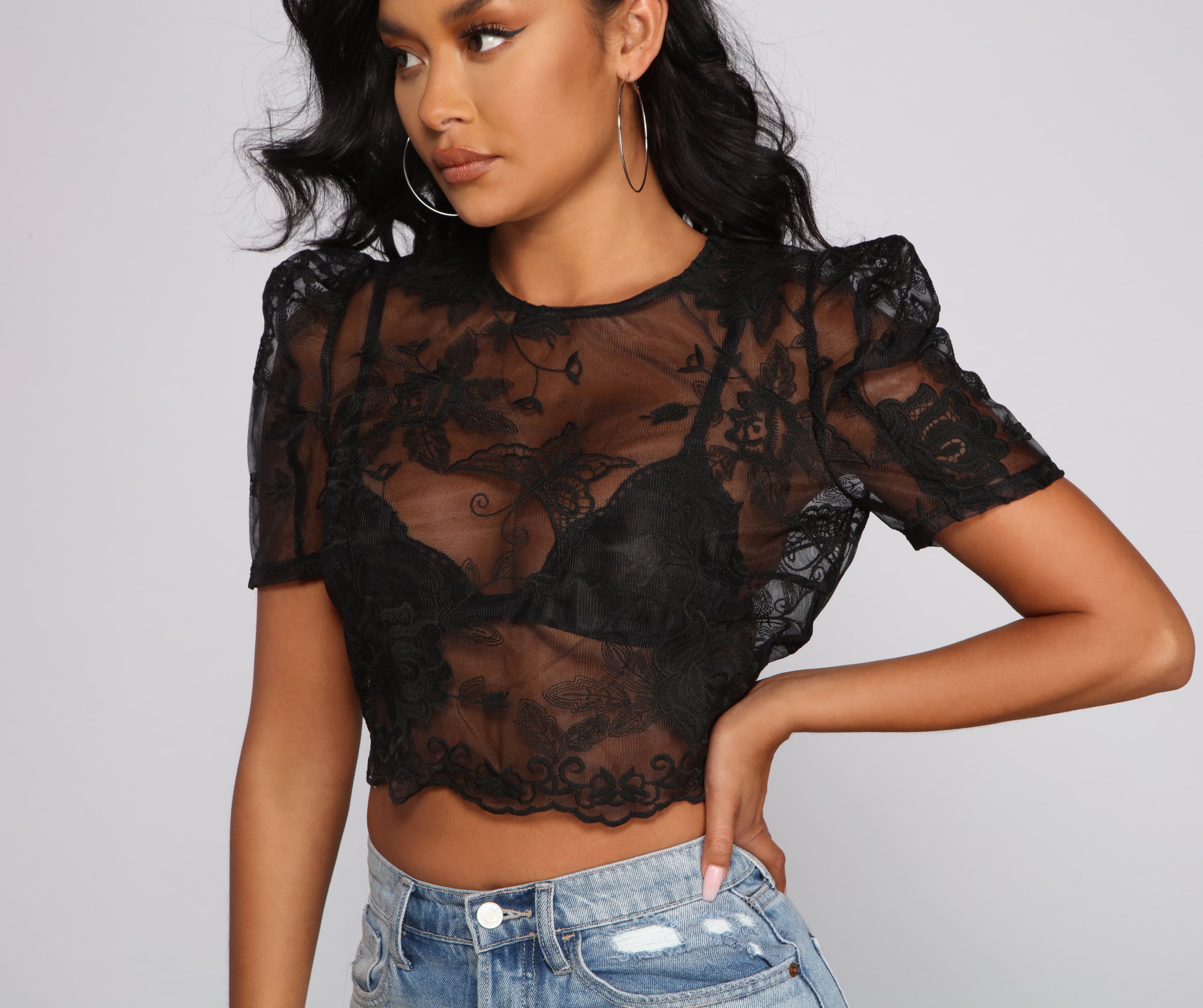 Vintage Embroidered Lace Puff Sleeve Crop Top