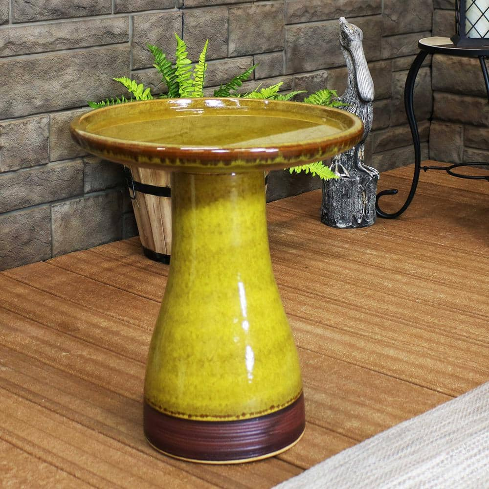 Sunnydaze Decor Duo-Tone Cognac Yellow Ceramic Bird Bath， UV/Frost-Resistant AP-374