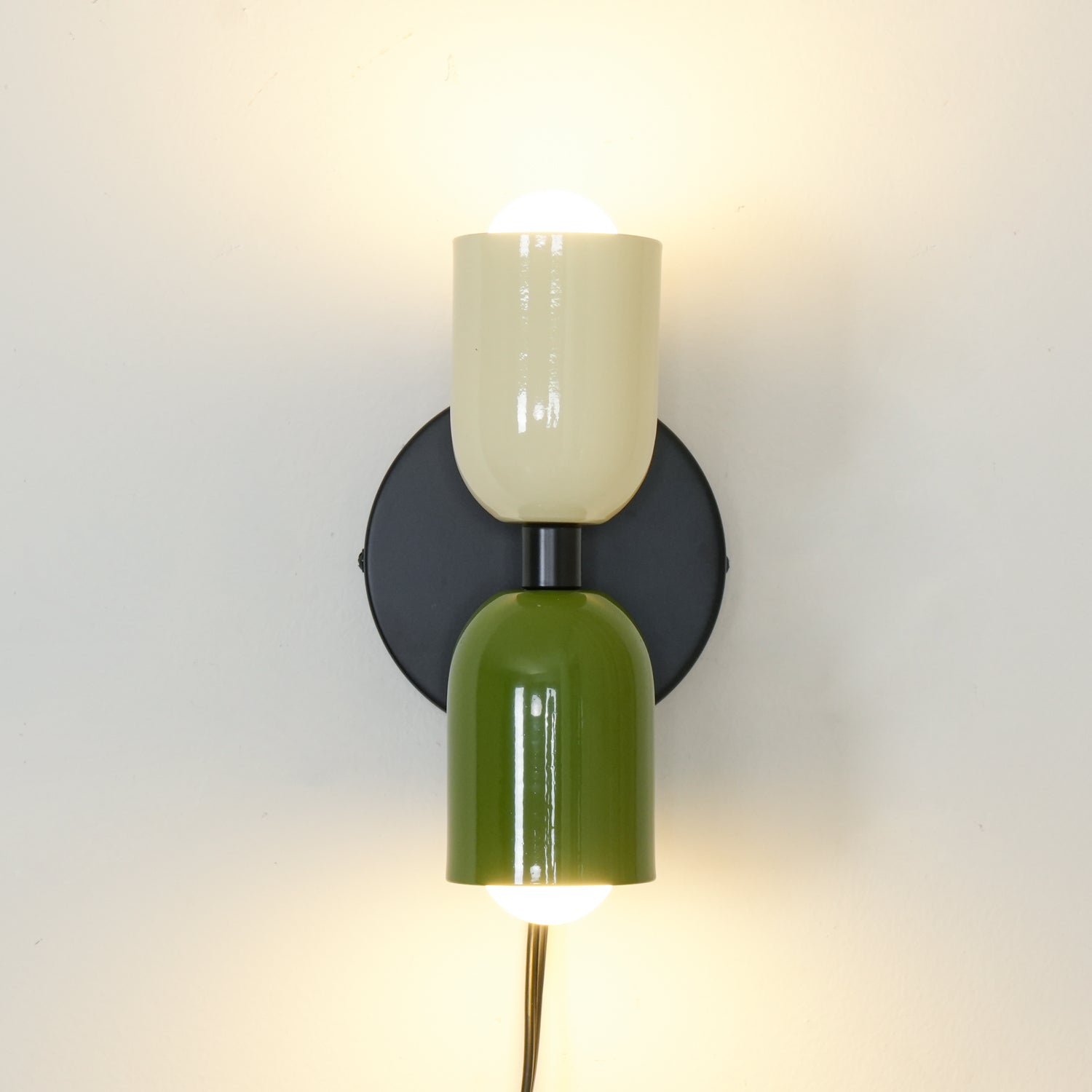 Couleur Double Plug In Wall Lamp