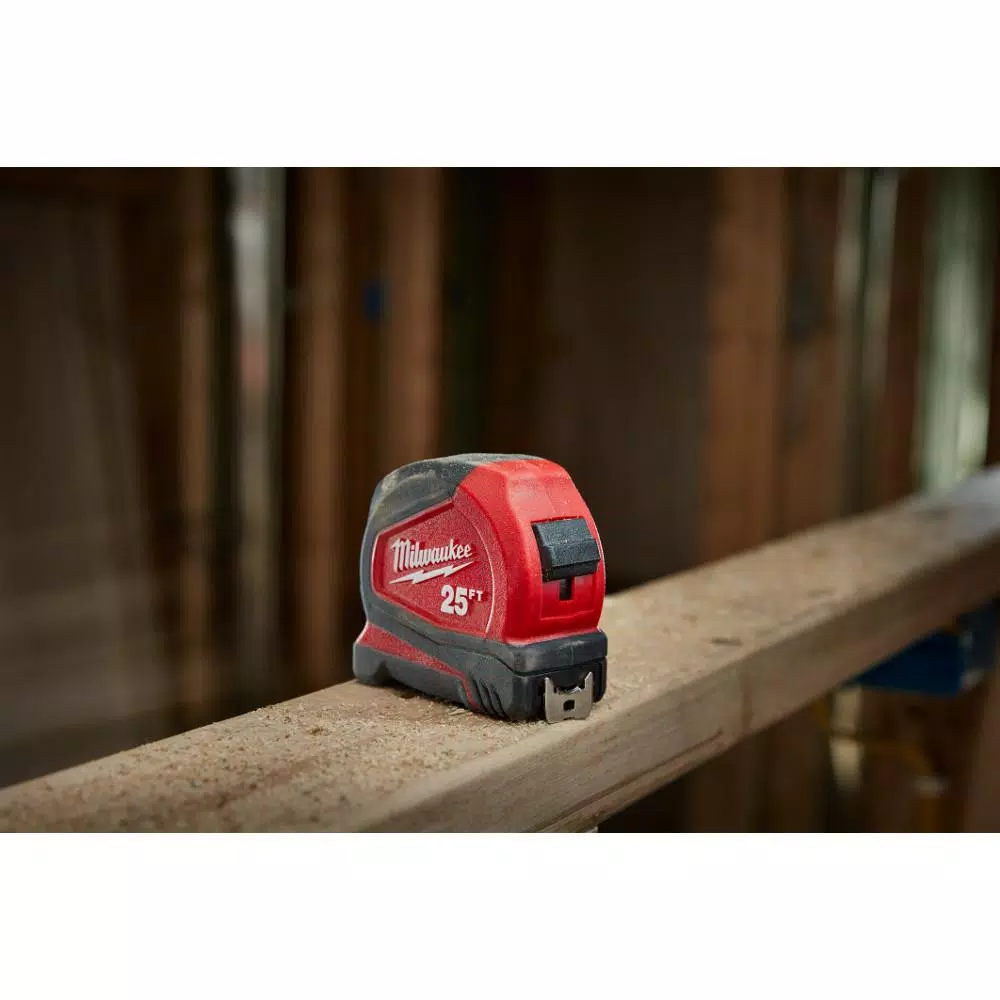 Milwaukee 25 ft. Compact Tape Measure W/ Jobsite Straight Scissors and#8211; XDC Depot