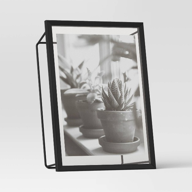 Floating Frame Satin Black