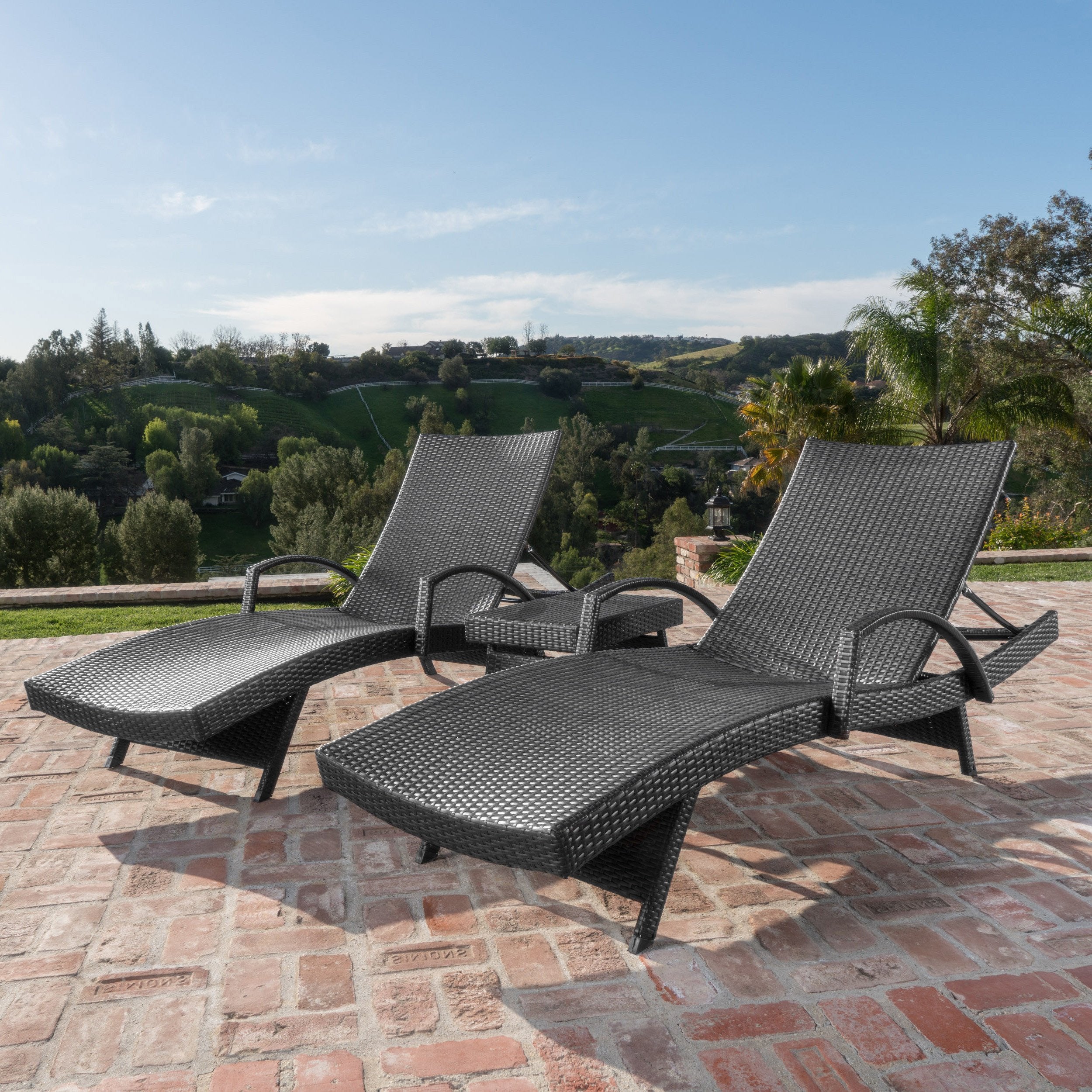 Soleil Outdoor Wicker Arm Chaise Lounges (Set of 2) w/ Side Table