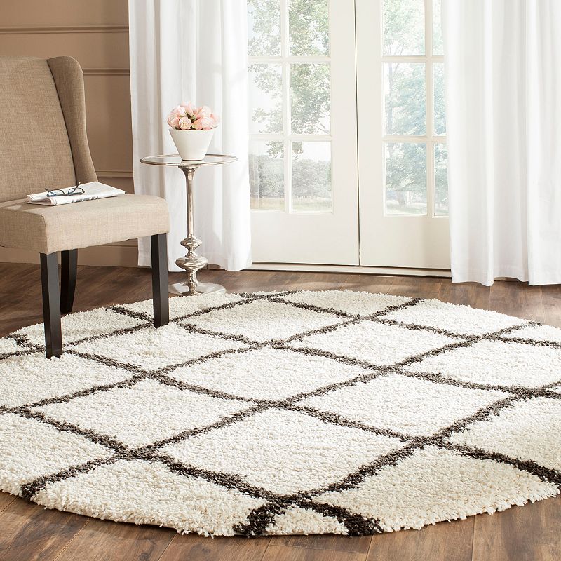 Safavieh Belize Tribal Lattice Shag Rug