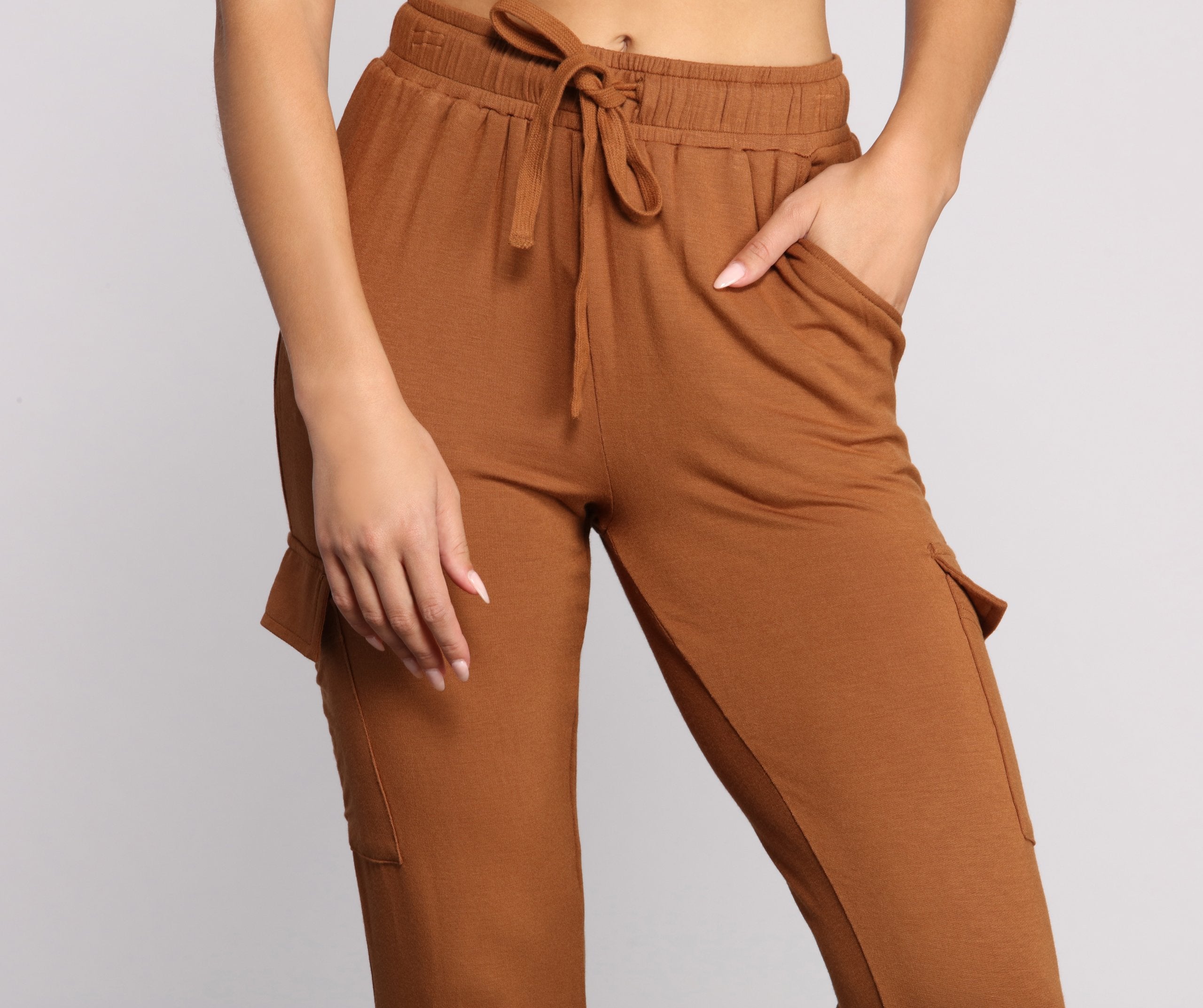 Essential High Waist Cargo Joggers