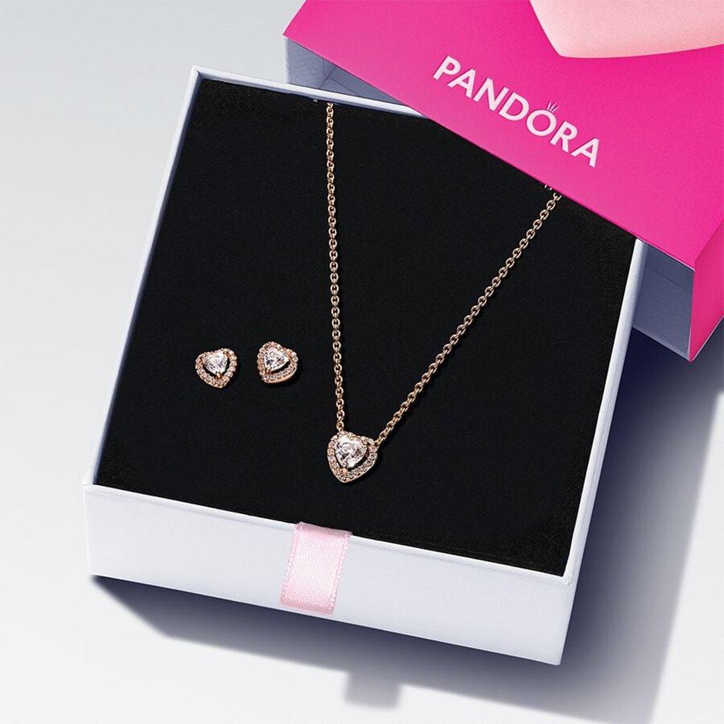 PANDORA  Sparkling Elevated Heart Jewelry Gift Set - 14k Gold-plated unique metal blend