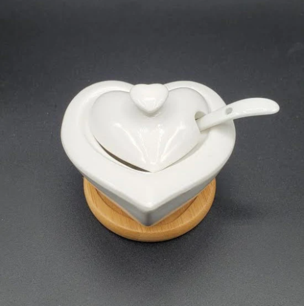 Debora Carlucci White Porcelain Heart Shaped Sugar Holder With Spoon And Lid On Bamboo Base