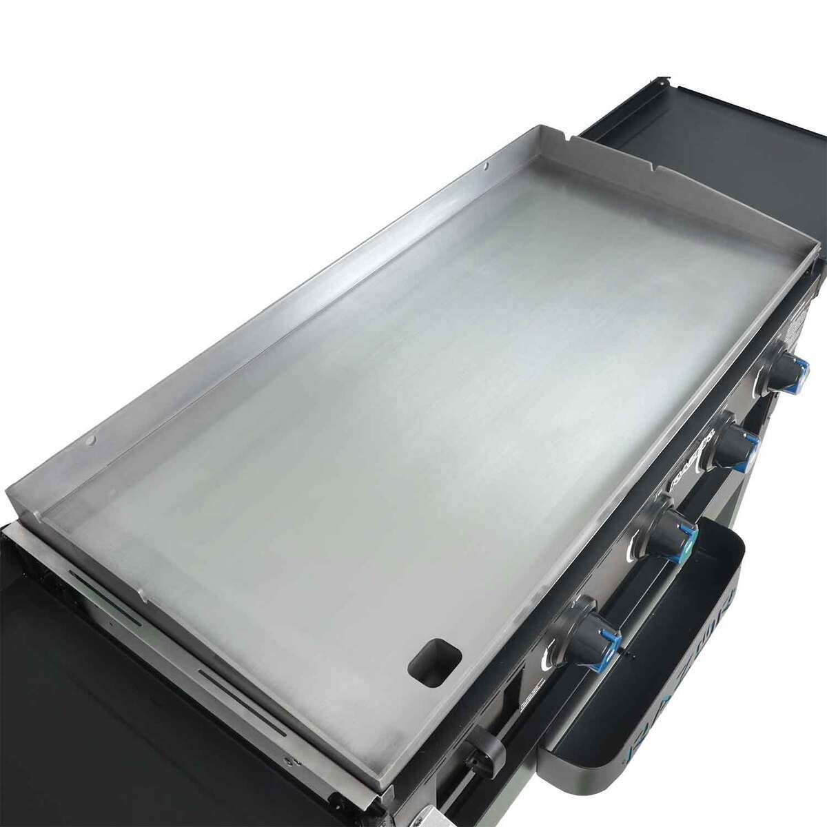 Razor Griddle 4 Burner Grill with Foldable Shelves and Wind Guards