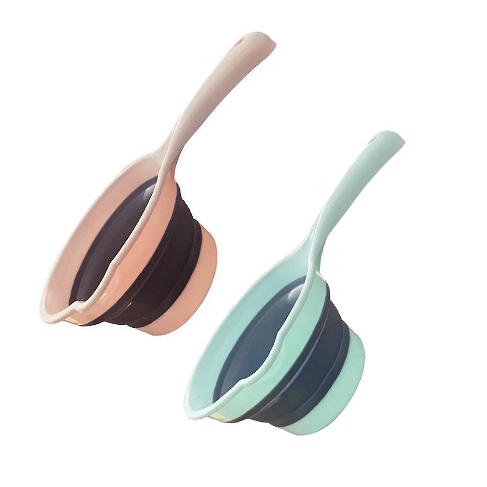 2pcs Kitchen Folding Water Ladle Multipurpose Water Scoop Plastic Water Holder