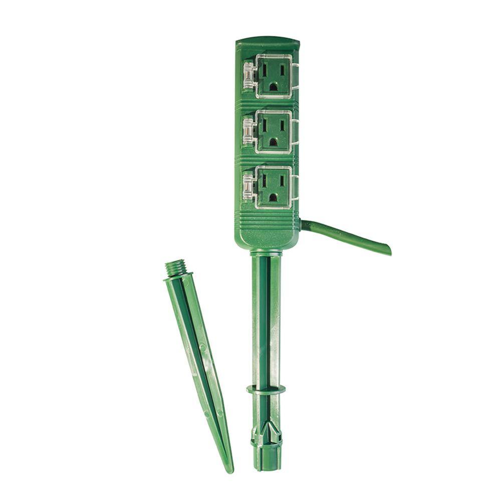 GoGreen Power 18 ft. 182 3-Outlet Outdoor Power Stake Green GG-36004