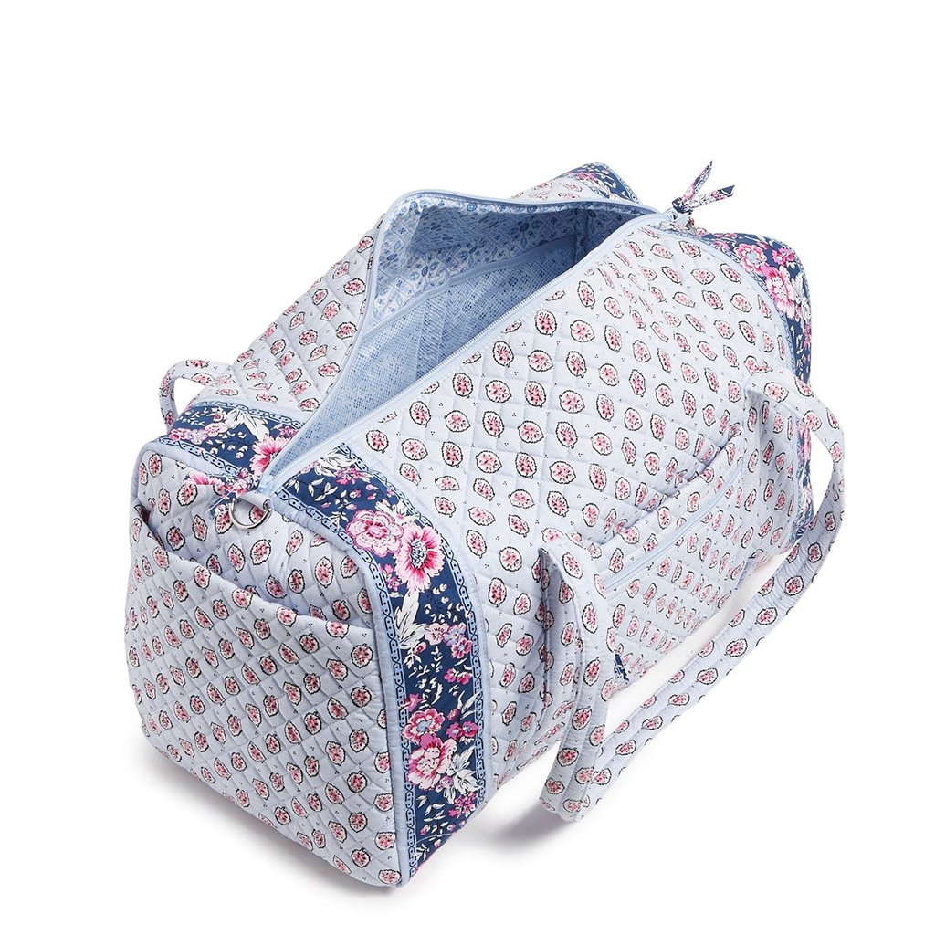 Vera Bradley  Large Travel Duffel Bag in Magnifique Leaf