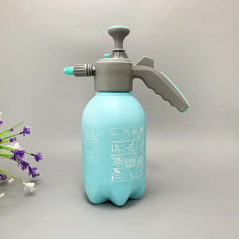 Stock Wholesale Air Pressure Atomized Adjustable Watering Cans Garden Tools Watering Flowers Home Cleaning 2l Sprayer Bottle