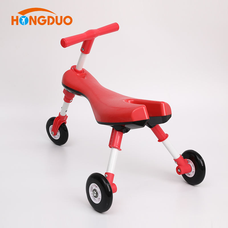 Factory Fashion Hot Selling Walking Bike Small Child Mini Bug Scooter 3 Wheels Kids Kick Scooters With Seat