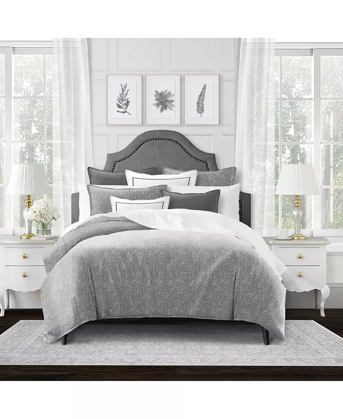 6ix Tailors Fine Linens Mycroft Gray Twin Comforter and 1 Sham Set， Plus 1 Bonus Cushion