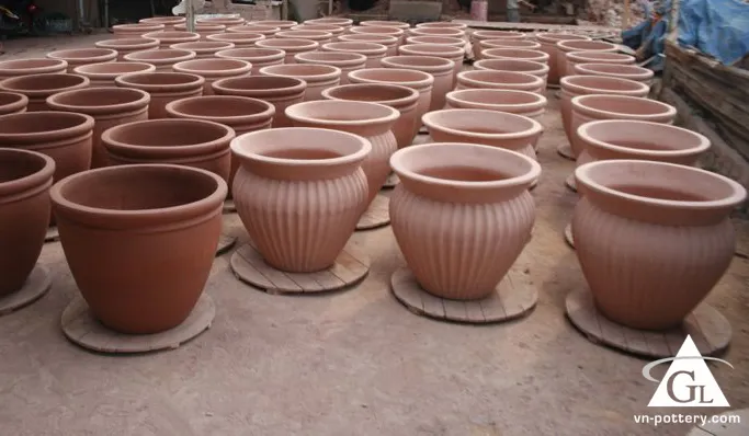 Terracotta Pot/  Flower Pots   Planters / Terracotta Planters