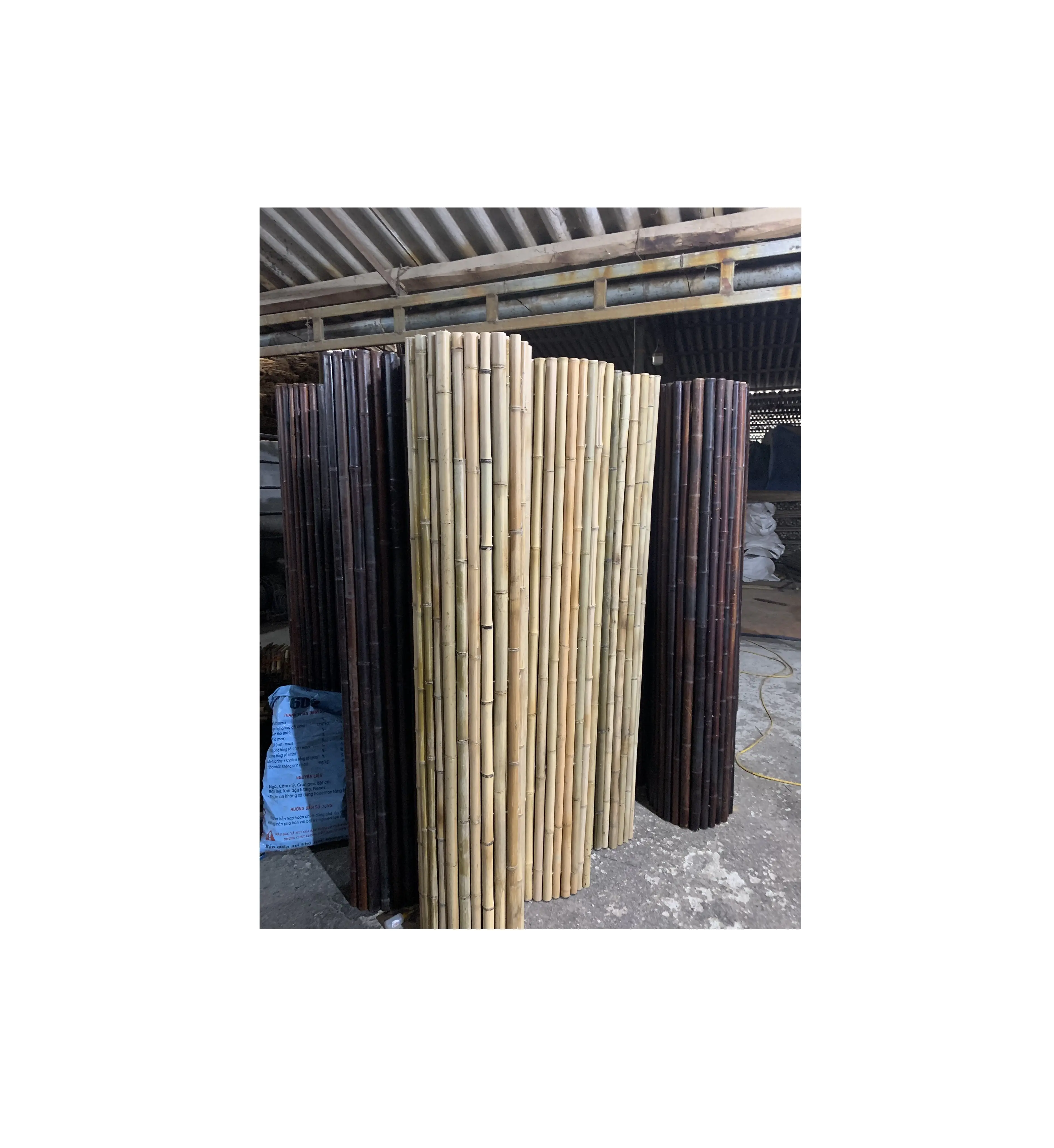 Wholesale cheap price natural Rolled bamboo fence panels for decorative bamboo fencing roll panel from Vietnam bamboo