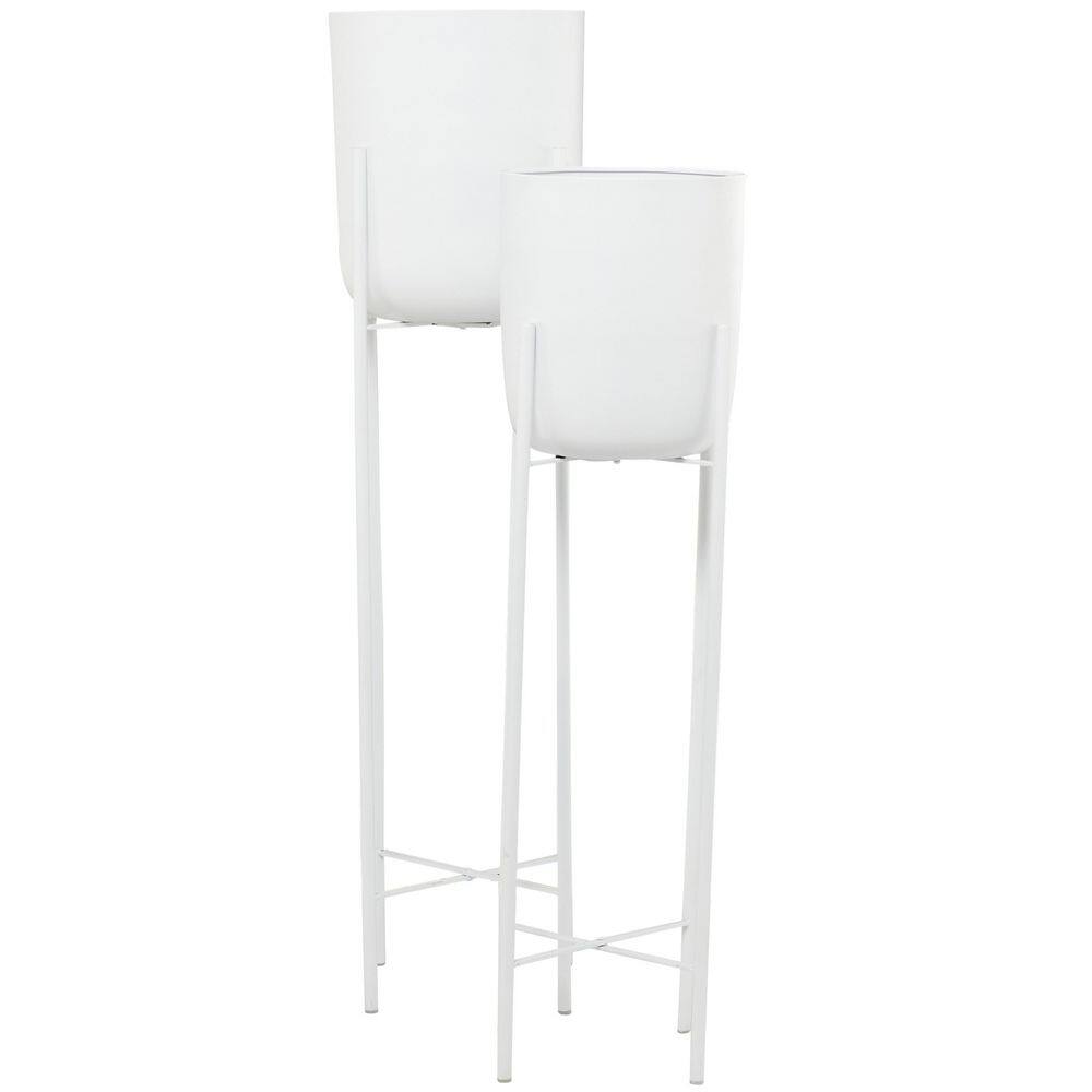 CosmoLiving by Cosmopolitan 47in. Oversized White Metal Indoor Outdoor Planter with Removable Stand (2- Pack) 043006