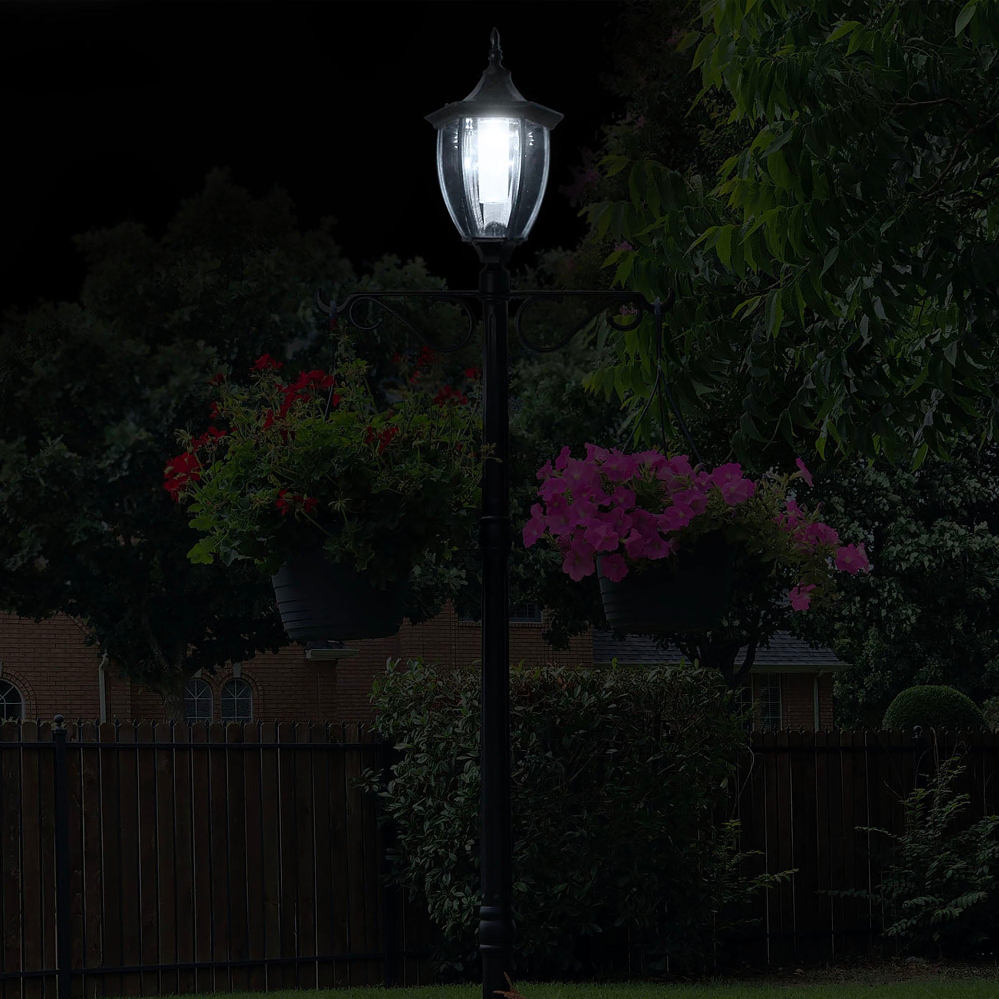 SunRay Cresmont Solar Lamp Post and Planter， with Hanger， Black， Single Head