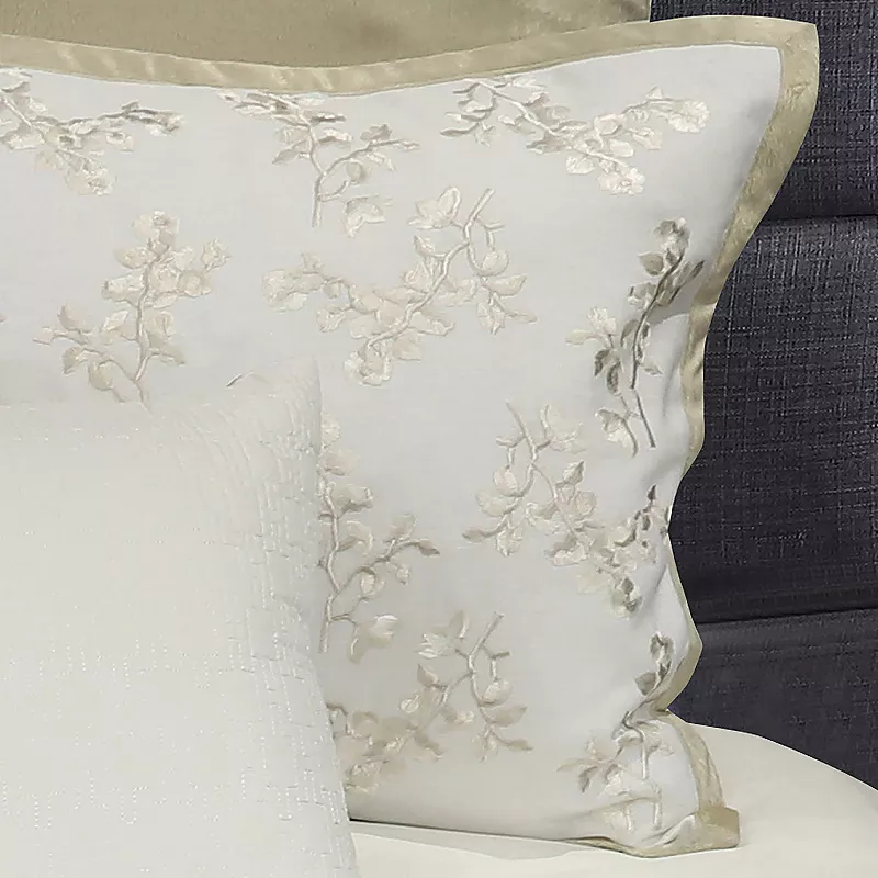 Riverbrook Home Tianna Branch Comforter Set