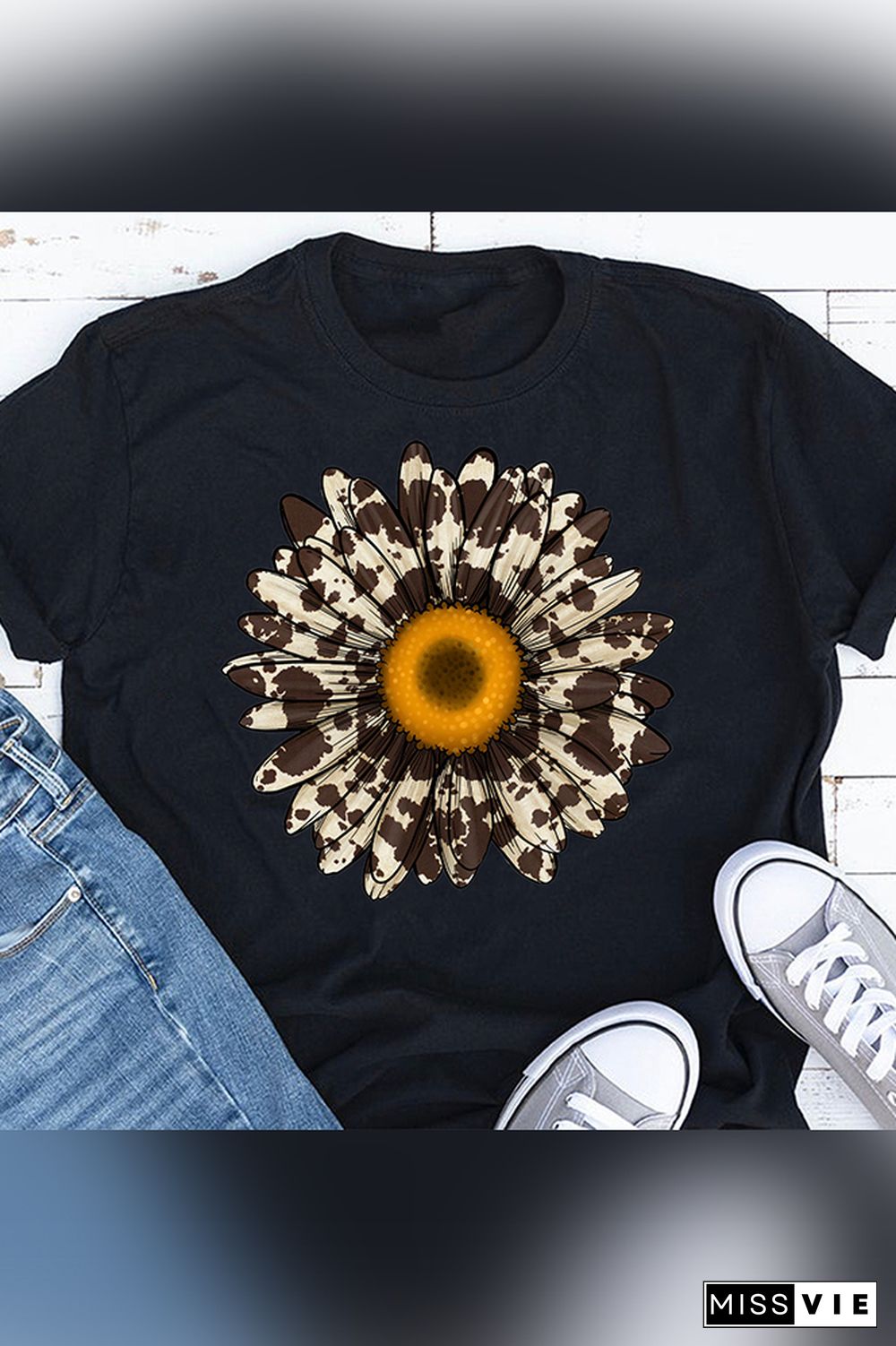 Cowhide Sunflower Print Short Sleeve Graphic Tee Wholesale