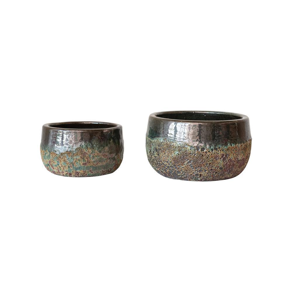 Storied Home Blue and Brown Textured Terra-Cotta Clay Floor Planters (2-Pack) DF8392