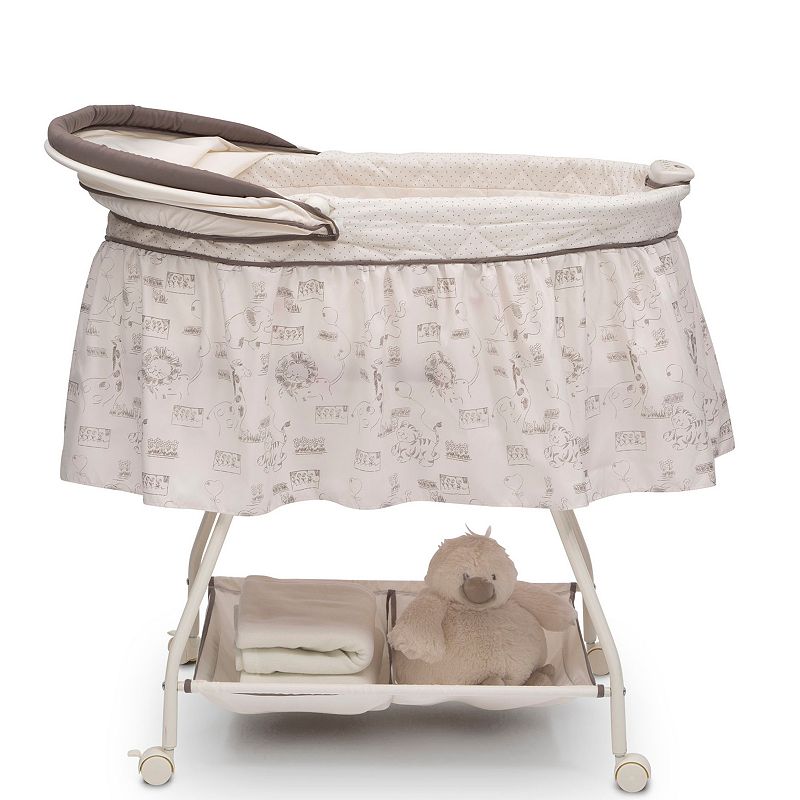 Delta Children Deluxe Sweet Beginnings Bassinet