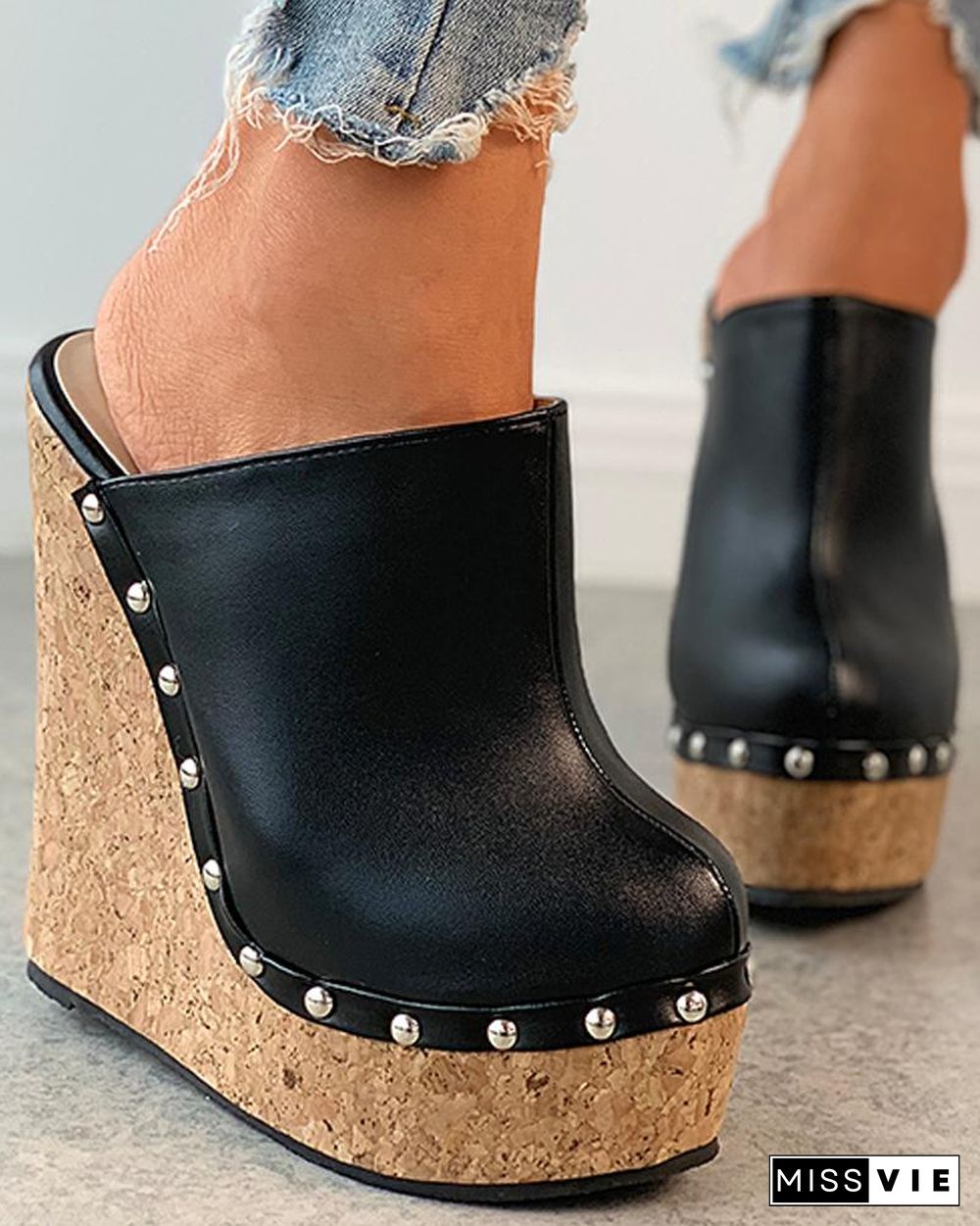 Rivet Close Toe Wedge Sandals