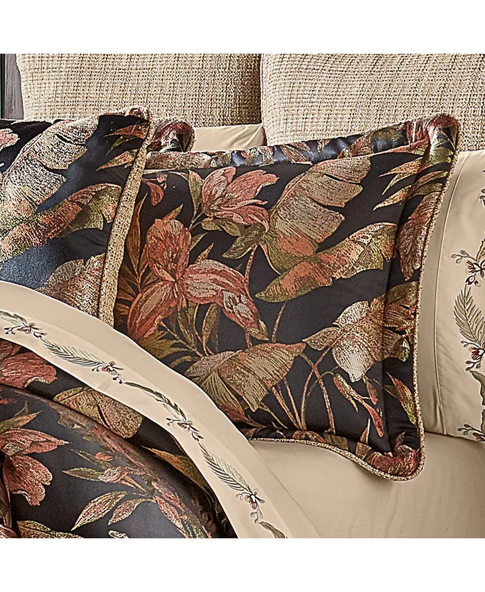 J Queen New York Martinique Comforter Set， Queen