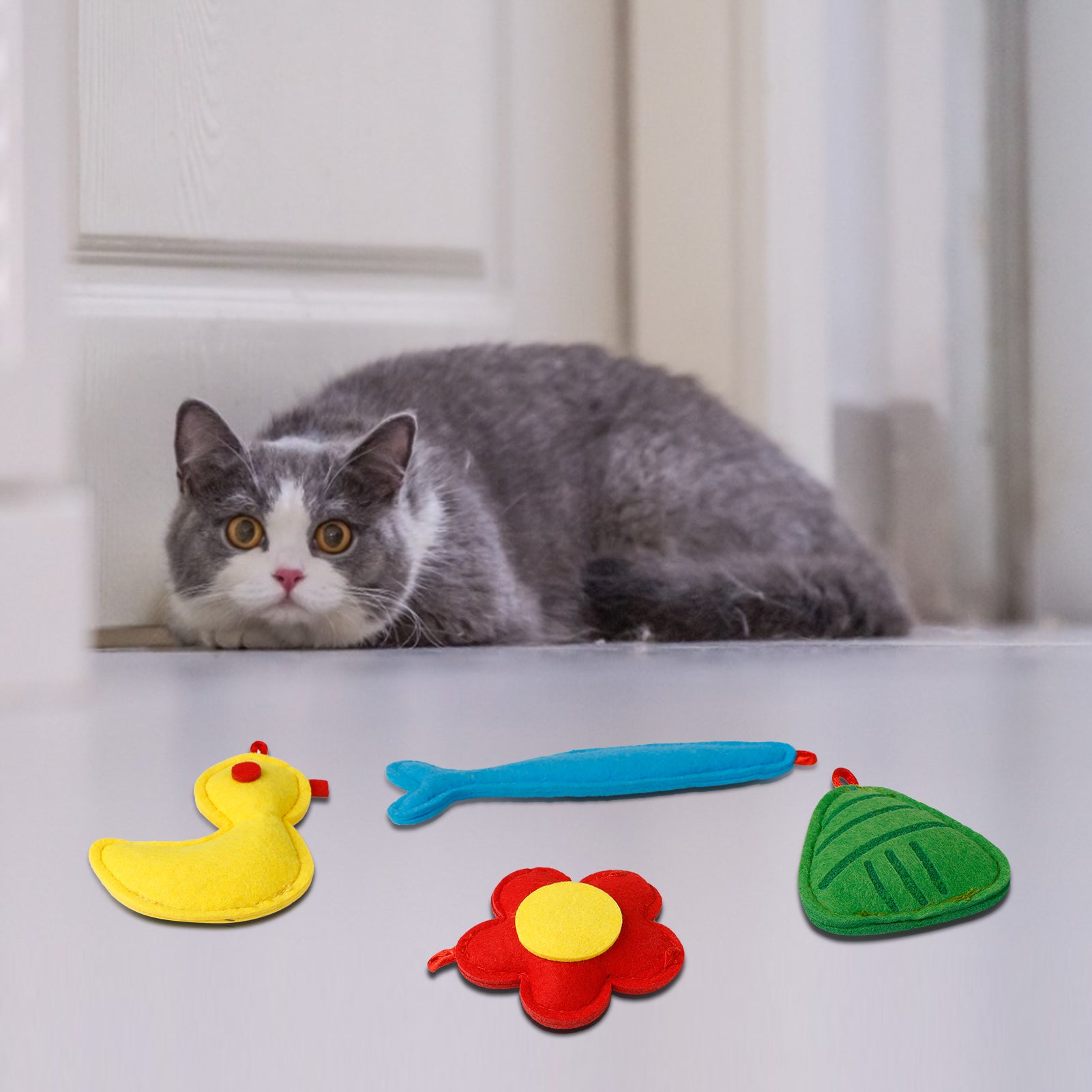 Legendog 6PCS Felt Cat Toys Duck Fish Pineapple Cat Catnip Toys Flower Kitten Chew Toys Cat Wand Refill