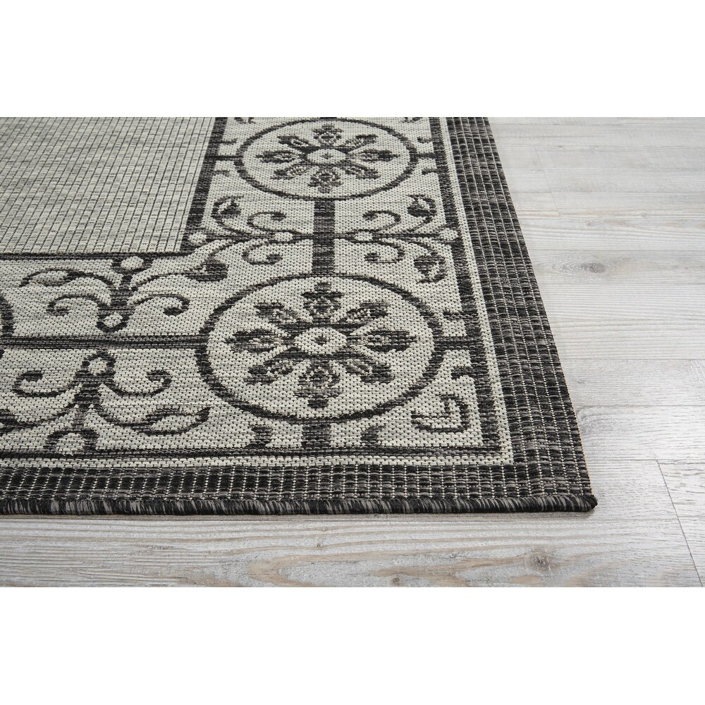 Nourison Garden Party Bordered Indoor/Outdoor Area Rug