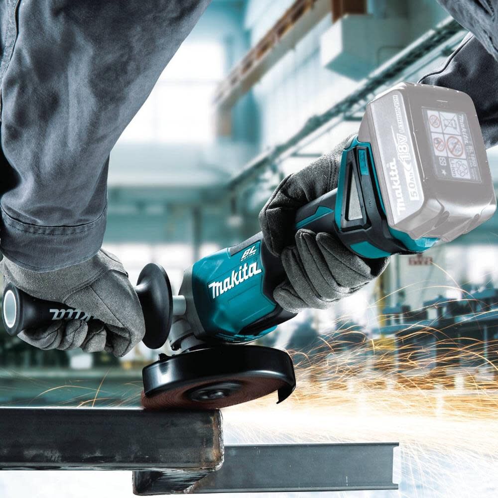 Makita 18V LXT 4 1/2 / 5