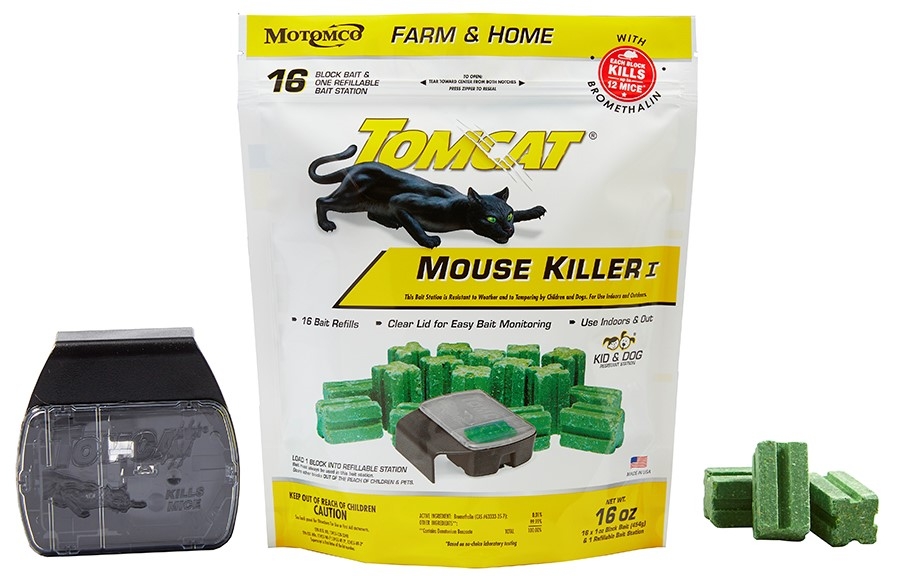 Tomcat Mouse Killer I Refillable Bait Station with 16-1oz Bait Chunks 22786