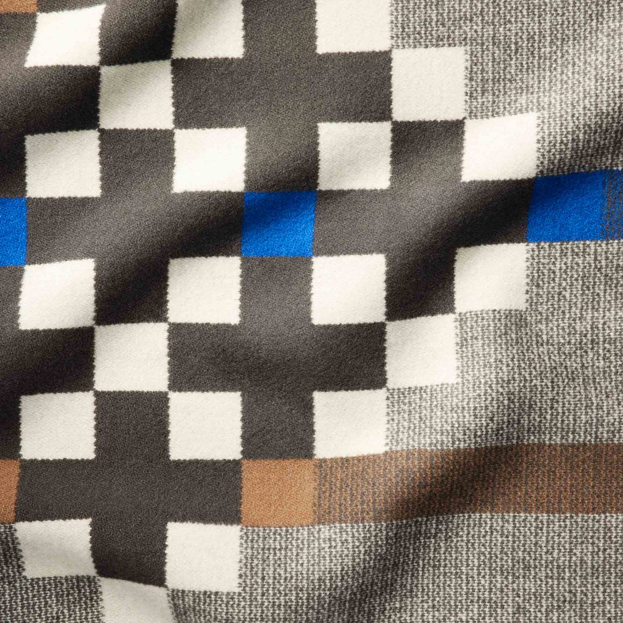 Pendleton Pattern Throw ﻿Blanket