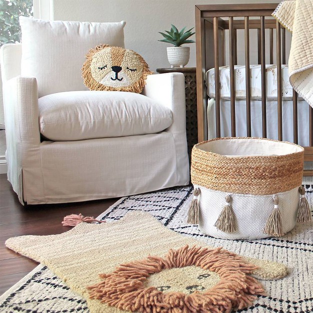 Crane Baby Hand Tufted Wool Animal Shaped Rug