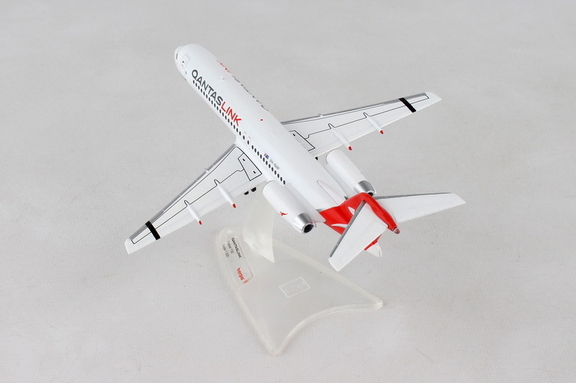 Herpa HE559096 Qantaslink F 100 1/200